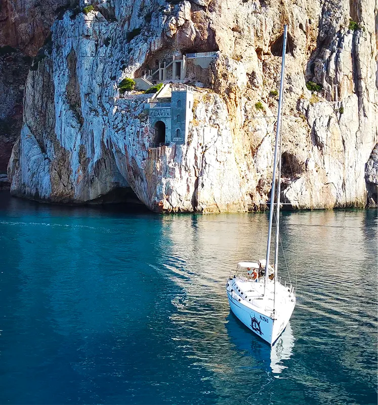 Barca a Vela Porto Flavia